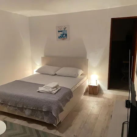דירה -1 Bedroom Kiwi